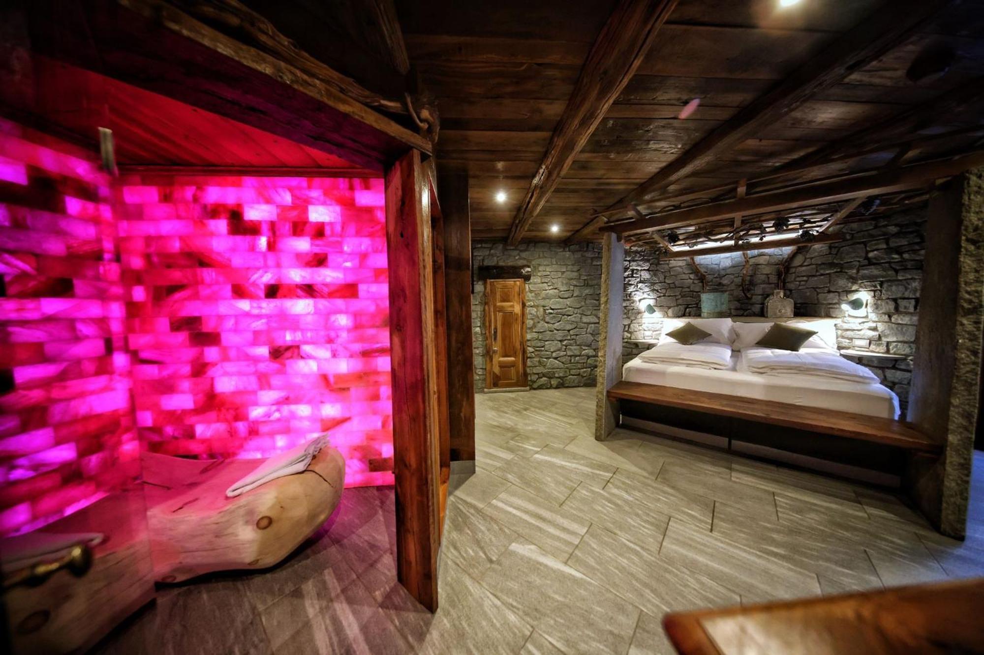 Guest house Cafe Quinson Relais De Charme *